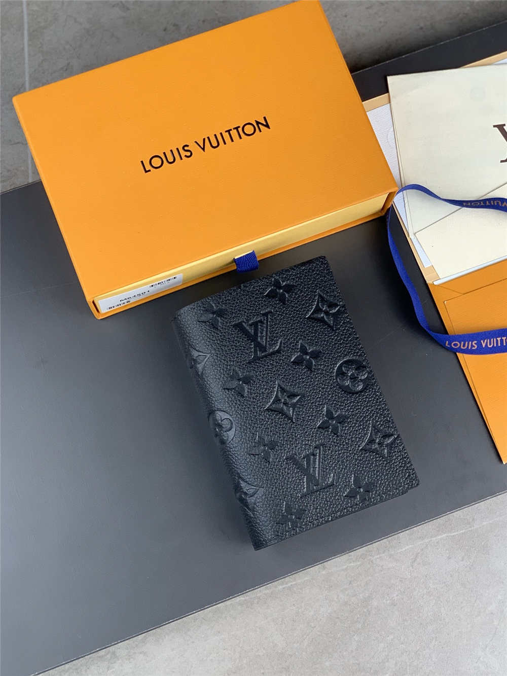 Louis Vuitton wallet M64504 ENVELOPPE CARTE DE VISITE 2025 new 